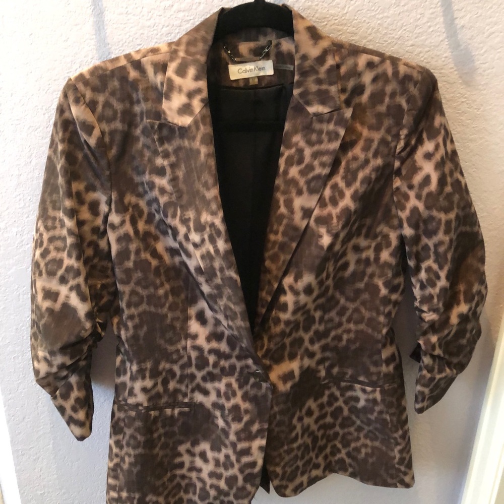 Calvin Klein Leopard blazer / jacket 🐆